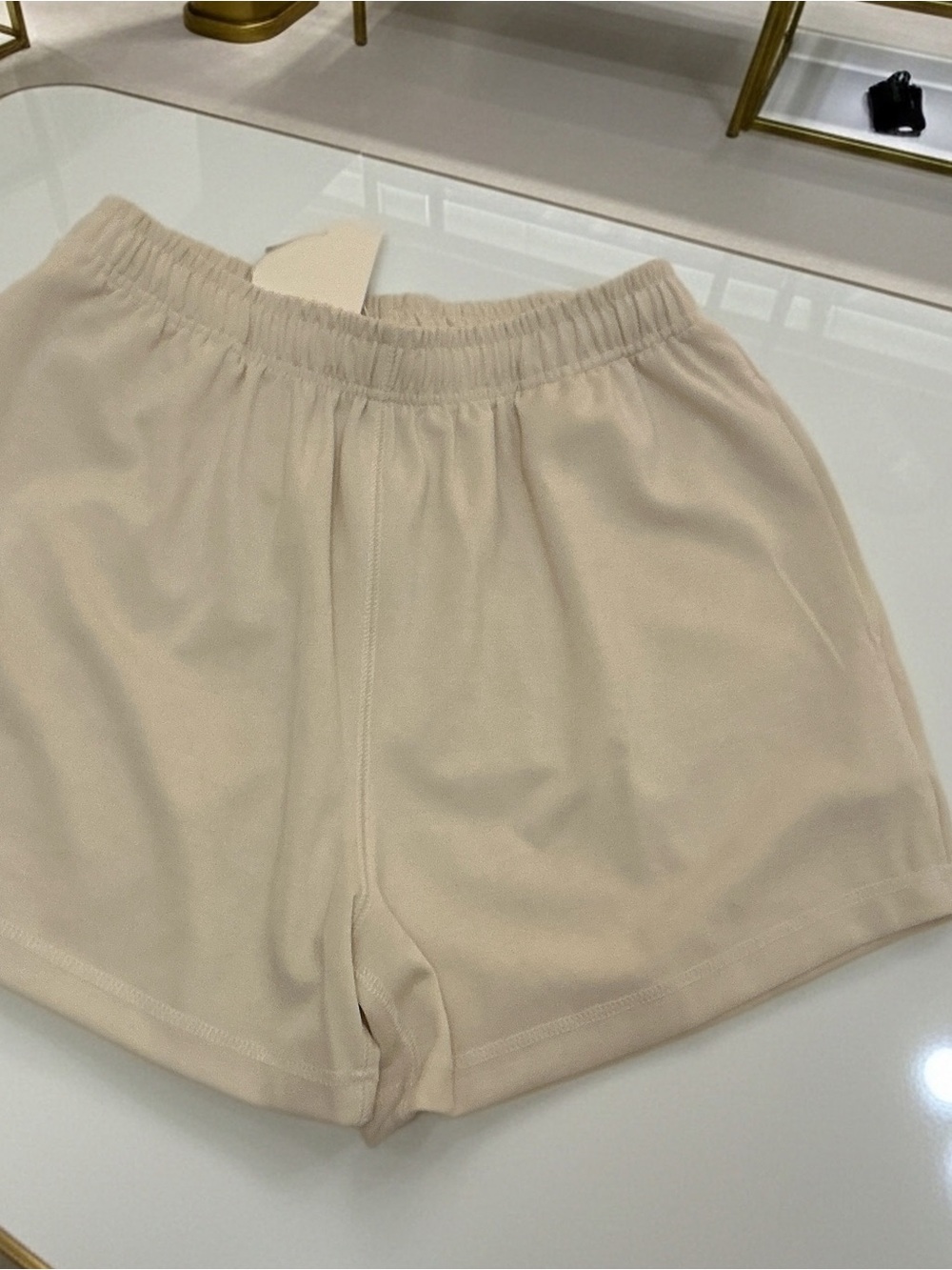 NWT Elle Grey Cream Pull-On Shorts Size Small Soft Stretch Lounge Travel